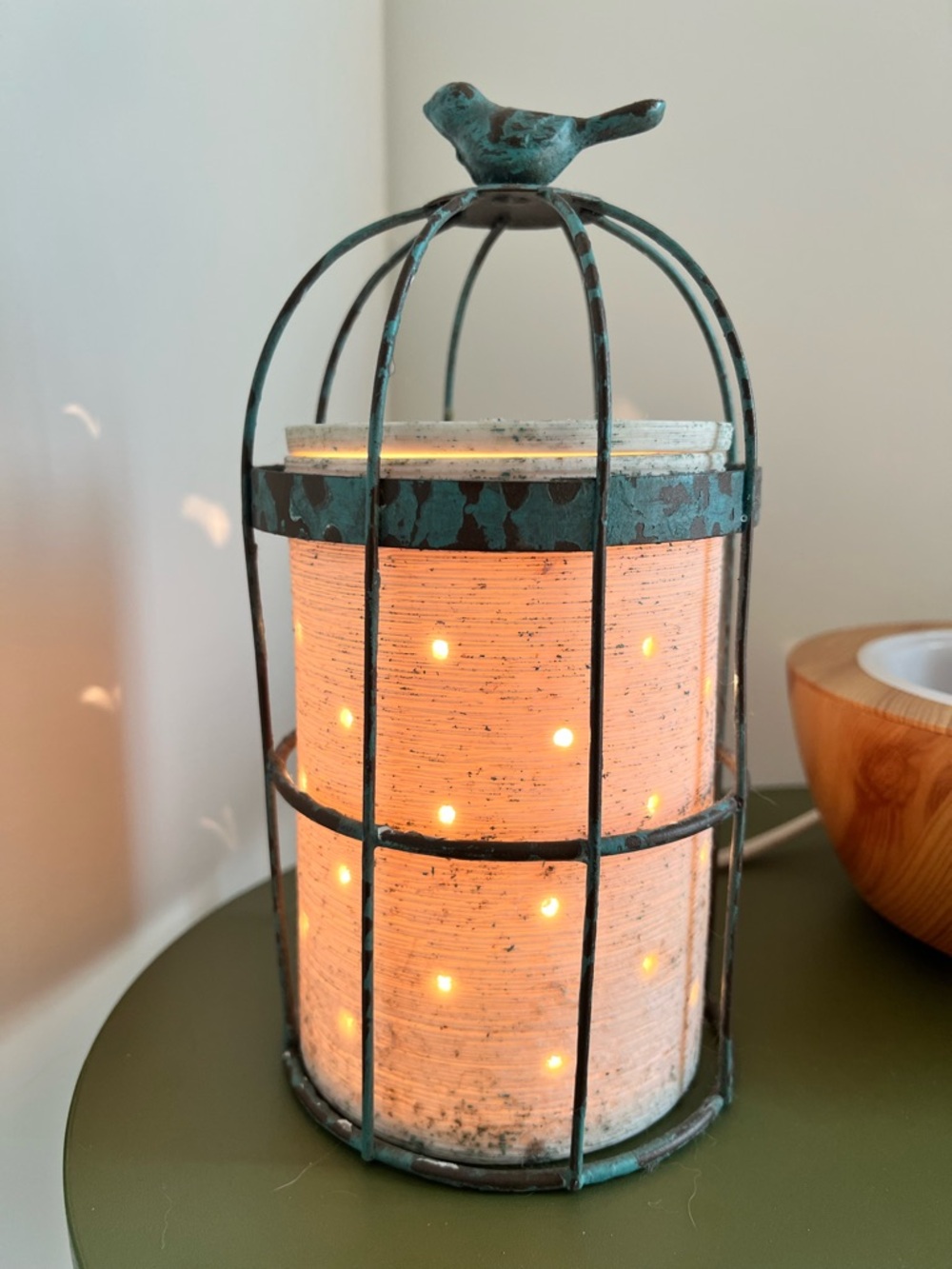 Birdcage Ceramic scentsy wax warmer - Picture 2 of 2